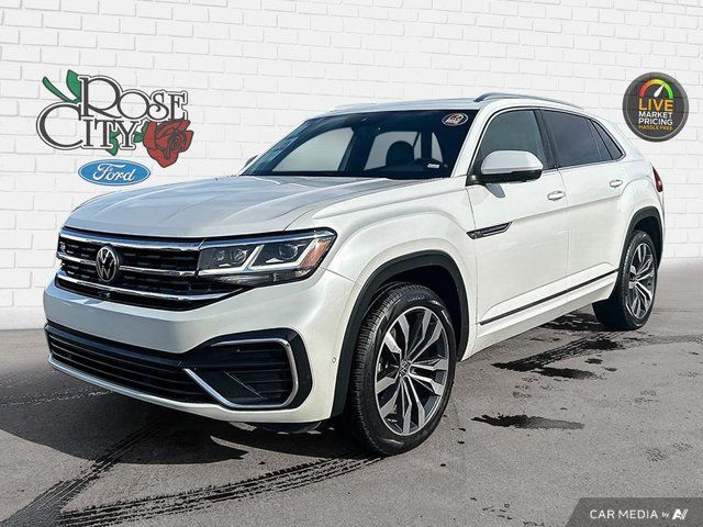 2023 Volkswagen Atlas Cross Sport Execline | Heated & in Cars & Trucks in Windsor Region