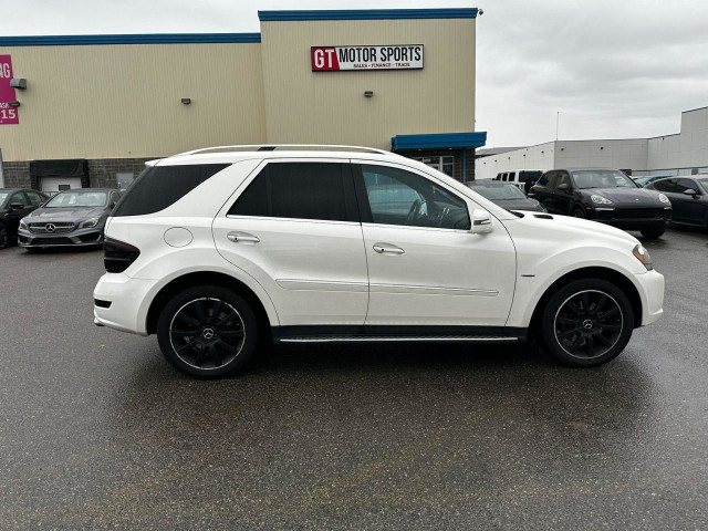  2011 Mercedes-Benz M-Class 4MATIC 4dr ML 550 | $0 DOWN in Cars & Trucks in Calgary - Image 4