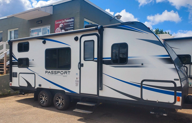 23-1645 R PASSPORT 24pi  2020 23-1645 in Travel Trailers & Campers in Laval / North Shore - Image 2