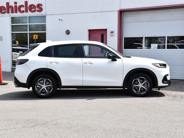 2025 Honda HR-V Sport CARPLAY | DUAL CLIMATE CONTROL | MOONROOF in Cars & Trucks in City of Toronto - Image 4