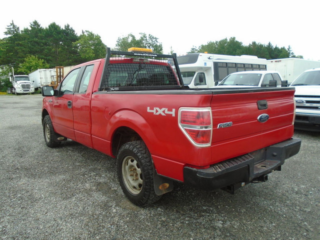 2011 Ford F-150 4WD SuperCab 145 XL in Cars & Trucks in St. Catharines - Image 4