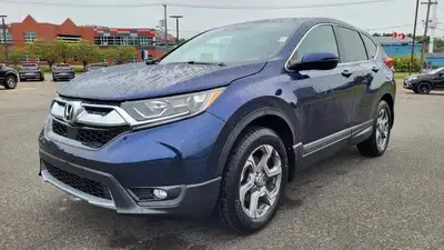 Sun/Moonroof,Power Door Locks,ABS,Brake Assist,Integrated Turn Signal Mirrors,Tires - Rear All-Seaso...