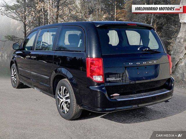 2017 Dodge Grand Caravan Canada Value Package in Cars & Trucks in Hamilton - Image 3