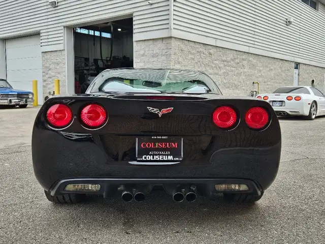 2007 CHEVROLET CORVETTE COUPE-TARGA-AUTOMATIC-PADDLE SHIFT-LS2 dans Autos et camions dans Ville de Toronto - Image 8
