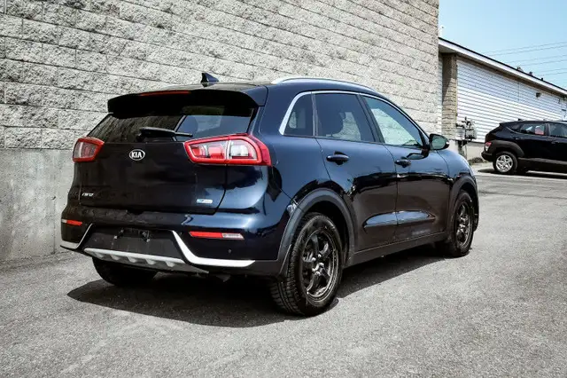 2019 Kia Niro EX Premium • HEATED SEATS • WIRELESS CHARGING in Cars & Trucks in Kingston - Image 4
