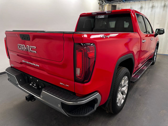 2022 GMC Sierra 1500 Limited SLT 3.0L DURAMAX 6CYL | HEATED &... in Cars & Trucks in Lethbridge - Image 3