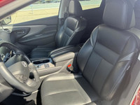 Discover the perfect blend of style, comfort, and performance with the 2023 Nissan Murano SL. This s... (image 9)