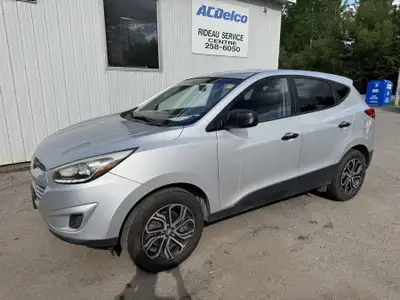 Financing and extended warranty plans are available for this vehicle. The Hyundai Santa Fe is best k...