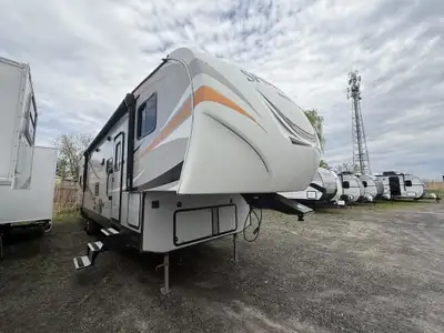 . 2019 KZ-RV Sportster 331TH12 2019 K-Z Sportster 331TH12 Interior Features: - Spacious Living Area:...