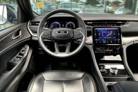 3.6 L 6 Cyl Engine Vehicle Options: Leather Interior, Adaptive Cruise Control, Blind Spot Monitoring... (image 4)