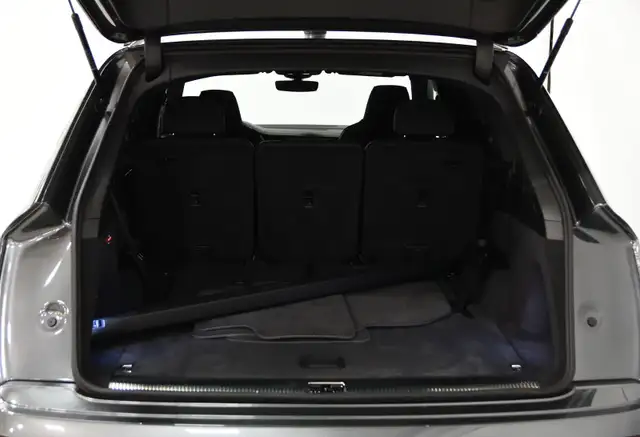 2024 Audi SQ7 500 HP / Black optics / Carplay / Hitch / Certifié in Cars & Trucks in Longueuil / South Shore - Image 10