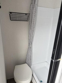 Shasta Oasis SST16RE- Have you been searching for a light towable travel trailer? A place to escape... (image 5)
