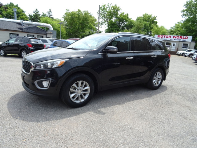 2016 Kia Sorento 2.4L LX in Cars & Trucks in City of Toronto - Image 2