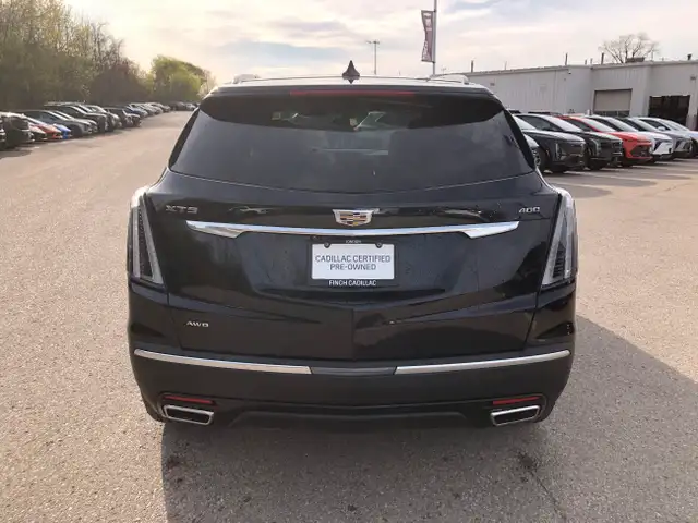 2021 Cadillac XT5 AWD Sport in Cars & Trucks in London - Image 7