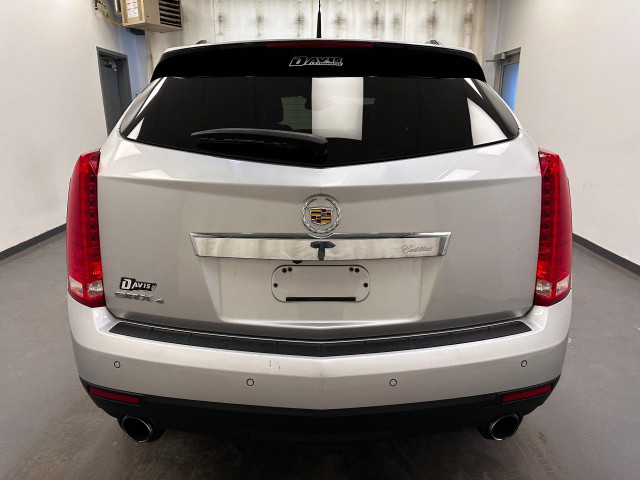 2010 Cadillac SRX in Cars & Trucks in Lethbridge - Image 4