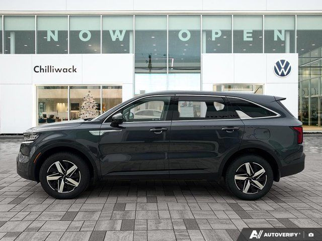 2023 Kia Sorento LX in Cars & Trucks in Chilliwack - Image 2