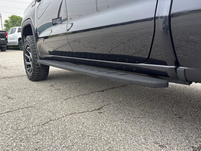2024 GMC Sierra 1500 AT4 FUEL WHEELS // CARBON PRO // TITANIU... in Cars & Trucks in Barrie - Image 4