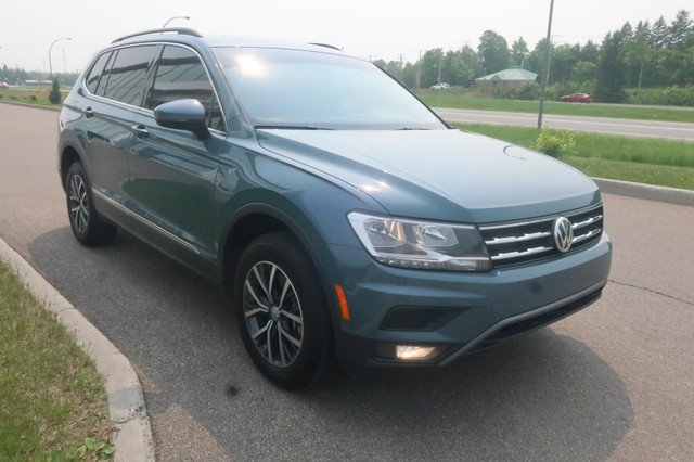 Volkswagen Tiguan Comfortline 2.0L 4MOTION + Keyless + Toit Ouvr in Cars & Trucks in Lévis - Image 3