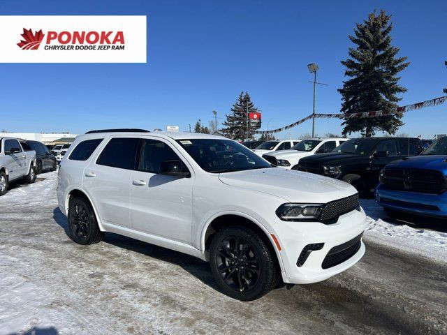 2024 Dodge Durango SXT Blacktop Trailer Tow 7–passenger seating in Cars & Trucks in Edmonton