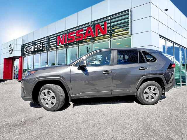 2022 Toyota RAV4 LE | AWD | CLEAN CARFAX | GREAT CONDITION in Cars & Trucks in Stratford - Image 3