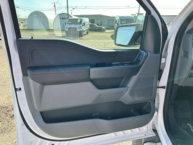 2025 Ford F-150 XLT | 301A | 4X4 | SuperCrew 145 in Cars & Trucks in Edmonton - Image 4
