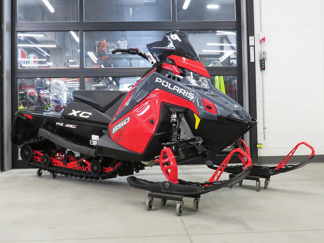 2024 Polaris 850 Switchback XC 146 Indy Red in Snowmobiles in Cambridge