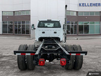 This FORD MEDIUM TRUCK F-750 has a dependable 6.7 Liter engine powering it's polished transmission.... (image 3)