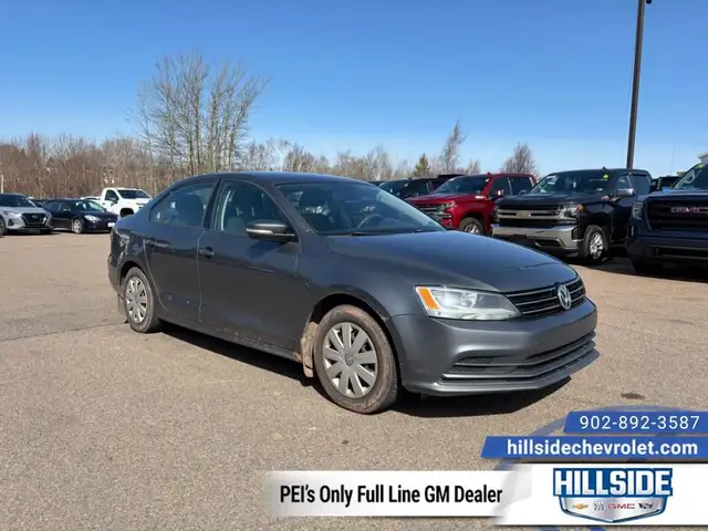 2016 Volkswagen Jetta Trendline in Cars & Trucks in Charlottetown - Image 2
