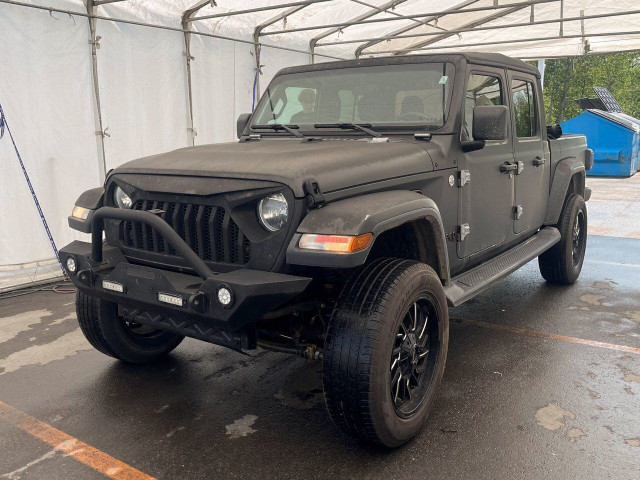 Jeep Gladiator SPORT 4X4 V6 *SIÈGES / VOLANT CHAUFF* CARPLAY USB in Cars & Trucks in Laurentides