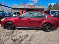 2012 SUBARU LEGACY PRENIUM 148 000KM(CERTIFIÉ)****AUTO EN BONNE CONDITION AU NIVEAU MÉCANIQUE ET EST... (image 1)