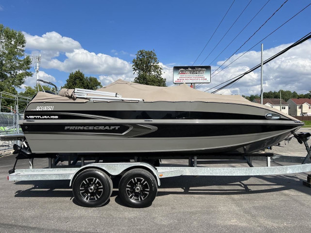 2016 Princecraft VENTURA 190 **TRES RARE BATEAU PONTE A VENDRE** in Powerboats & Motorboats in Laval / North Shore - Image 2