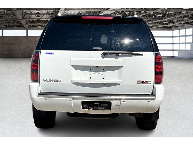2008 GMC Yukon Denali | AS IS | AWD in Cars & Trucks in Mississauga / Peel Region - Image 4