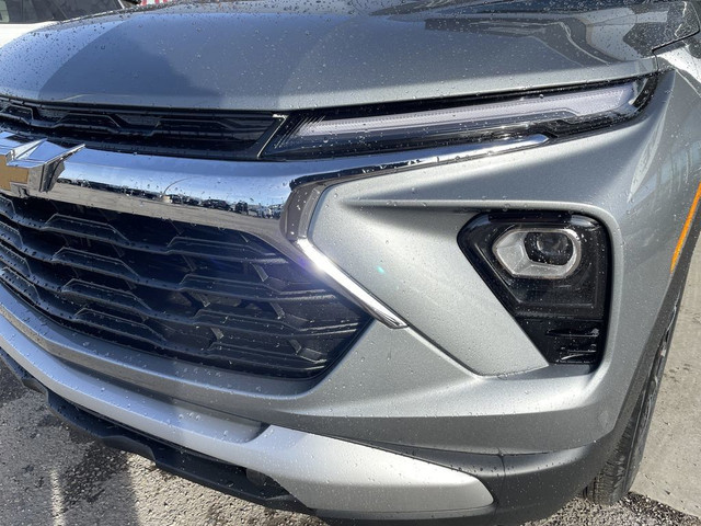 2025 Chevrolet Trailblazer LT in Cars & Trucks in Calgary - Image 3