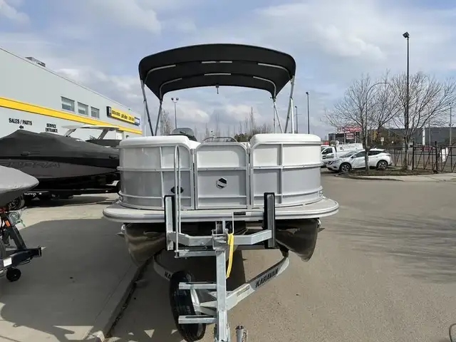 2022 South Bay S224FCR 3.0 in Powerboats & Motorboats in Saskatoon - Image 5