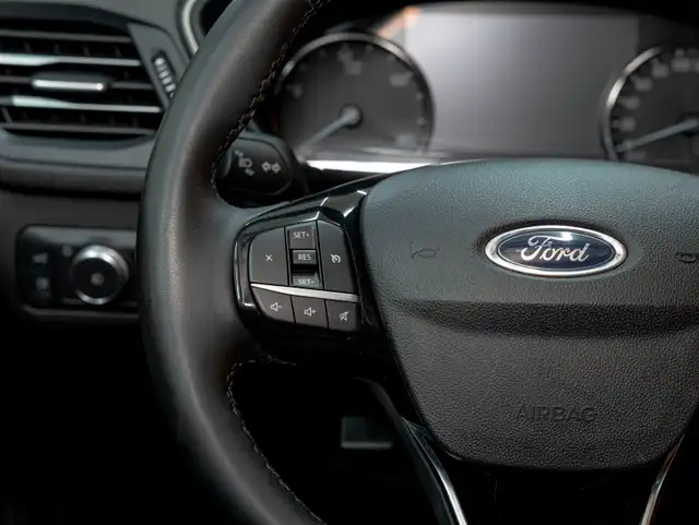 2022 Ford Escape SEL HYBRID AWD *SIÈGES / VOLANT CHAUF* HAYON EL in Cars & Trucks in Laurentides - Image 15