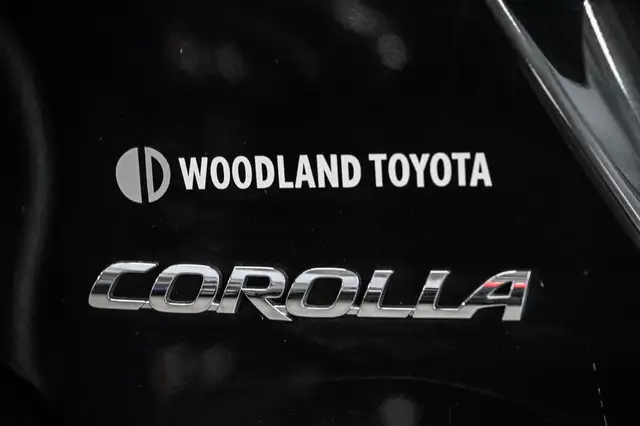 2017 Toyota Corolla LE | Caméra de recul | Climatisation | Bluet in Cars & Trucks in City of Montréal - Image 13
