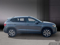 ==== 2022 Volkswagen Taos Highline | AWD | Ventilated Seats | CarPlay | Only 25k KM ==== Compact yet... (image 6)