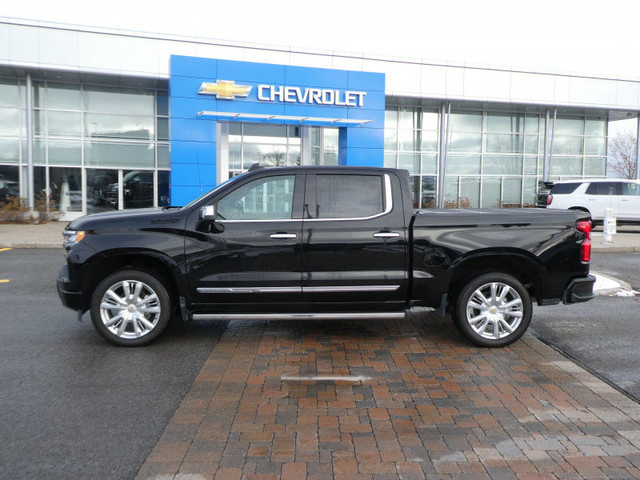 2023 Chevrolet Silverado 1500 HIGH COUNTRY, 4X4, CREW, LOADED in Cars & Trucks in Ottawa - Image 2