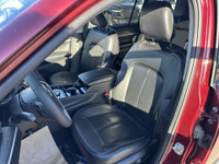 This one owner 2023 Jeep Grand Cherokee L 4x4 Limited has the V6 3.6L Pentastar engine with an 8-Spe... (image 6)