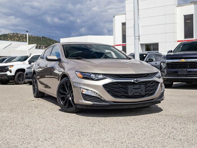2023 Chevrolet Malibu 1LT FWD Sport in Cars & Trucks in Kelowna - Image 2