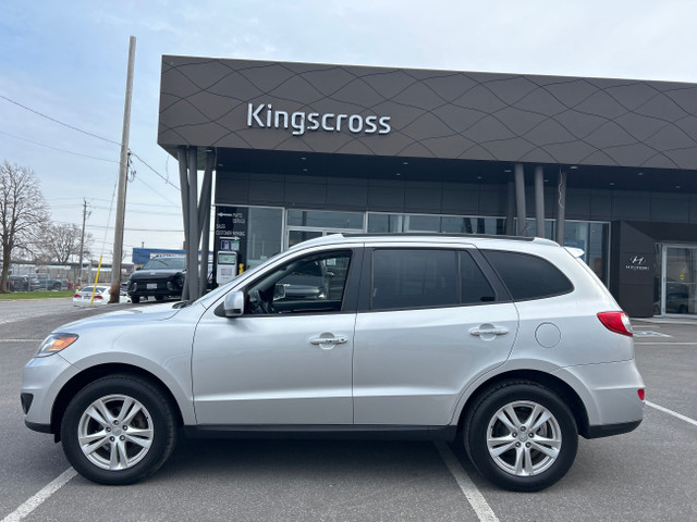 2012 Hyundai Santa Fe Ltd 3.5L w Navi V6 at in Cars & Trucks in City of Toronto - Image 2