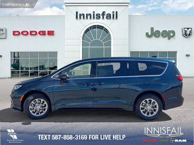 2025 Chrysler Pacifica Select in Cars & Trucks in Red Deer - Image 4
