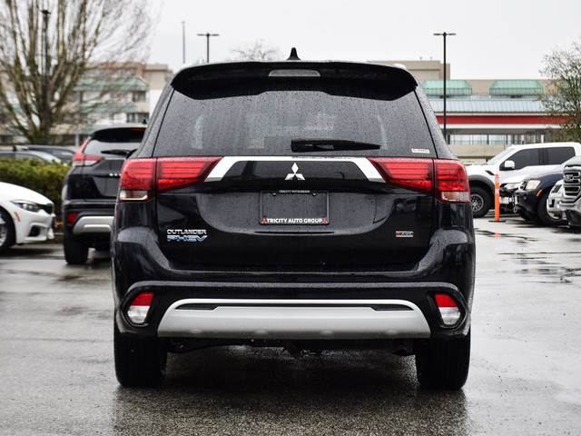 2022 Mitsubishi Outlander PHEV SE - Heated Seats, No Accidents,  in Cars & Trucks in Burnaby/New Westminster - Image 4