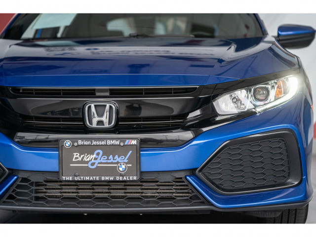2018 Honda Civic Hatchback LX CVT dans Autos et camions  à Ville de Vancouver - Image 4
