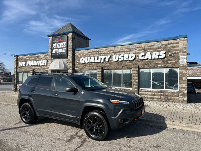 2017 Jeep Cherokee Trailhawk in Cars & Trucks in Sarnia