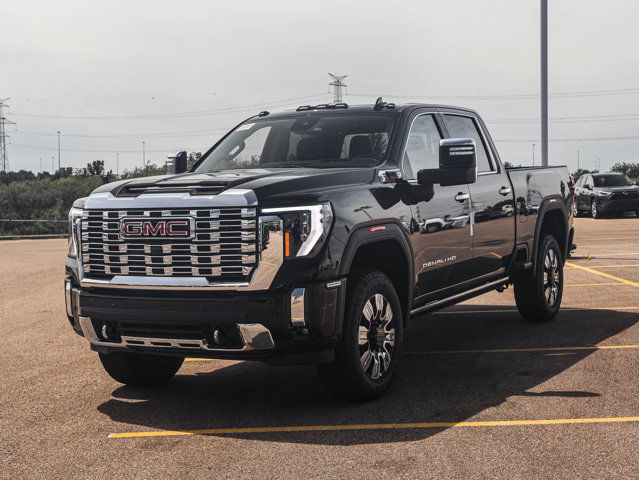 2025 GMC Sierra 3500HD Denali in Cars & Trucks in Strathcona County - Image 4