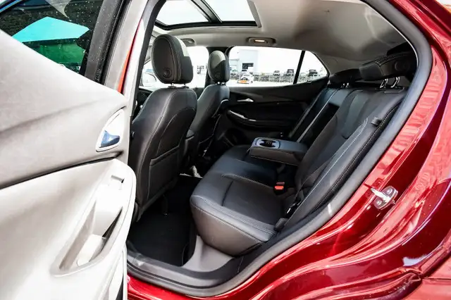 2023 Buick Encore GX Select • SUNROOF • POWER LIFTGATE • CP/AA in Cars & Trucks in Kingston - Image 32