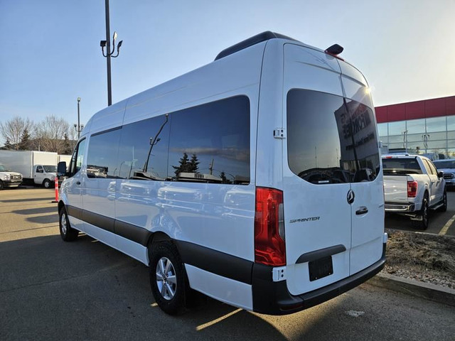 2023 Mercedes-Benz Sprinter Passenger Van 2500 High Roof I4 Gas  in Cars & Trucks in St. Albert - Image 3