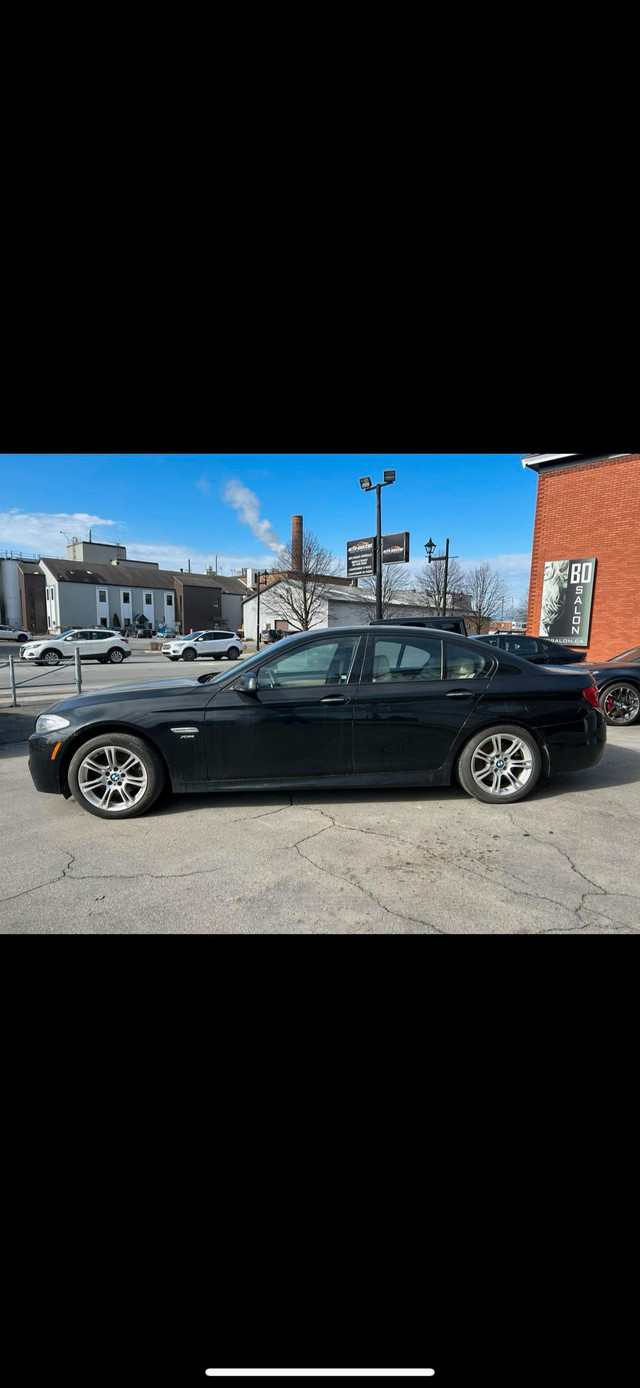 2012 BMW 528xi 5-Series in Cars & Trucks in Granby - Image 3