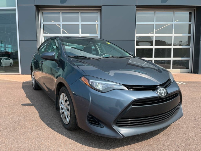 2017 Toyota Corolla SE HEATED SEATS CRUISE CONTROL TRACTION CONT in Cars & Trucks in Moncton - Image 3